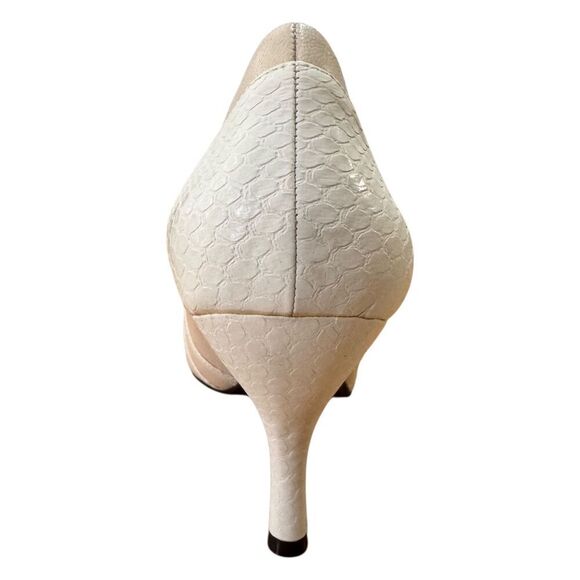 Kenneth Cole Reaction Hanna Stasia Ivory Round Toe Pump Women’s Size 10M - Picture 7 of 10